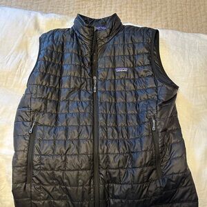 Patagonia Black Puffer Vest